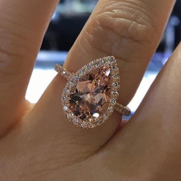 New Teardrop morganite rose gold ring - Picture 2 of 3